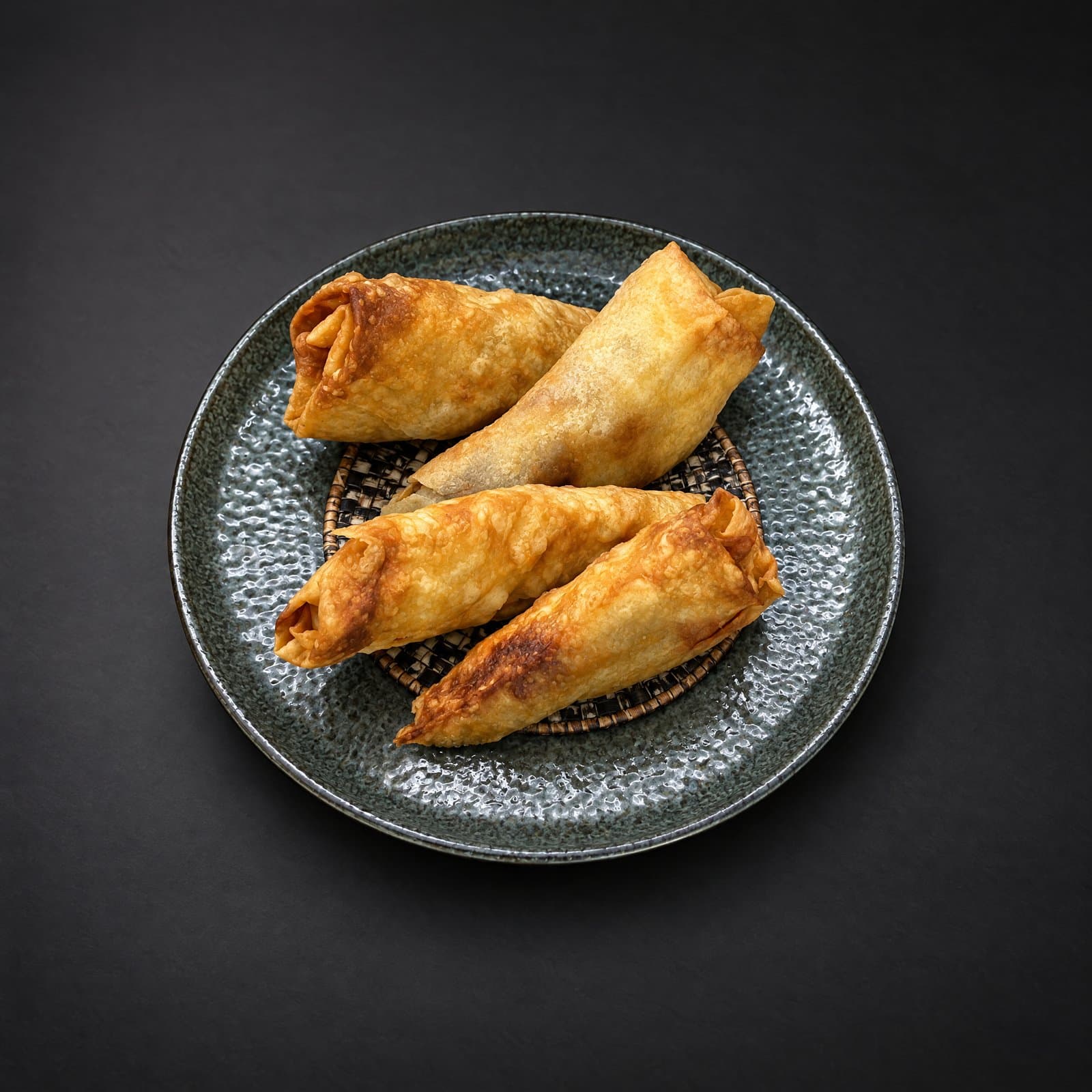 Sora Japanese Dining Bursa — Çin Böreği, çıtır yufkalı kıymalı sebzeli rulo
